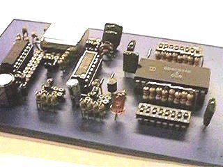 CMOS RF SYNTHESIZER