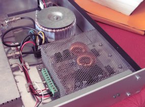 15V / 28V 4A Transmitter Power Supply