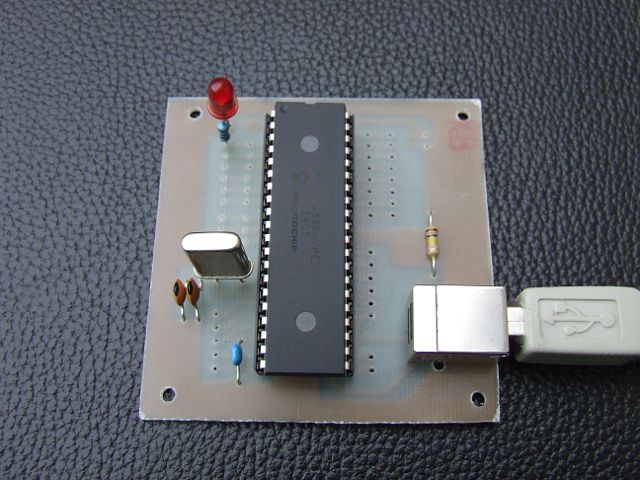 PIC18F4550 Pinguino Development Board