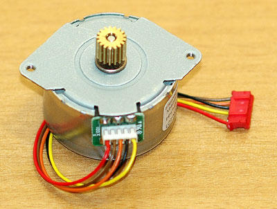 Stepper Motor Controller with Parallel Port